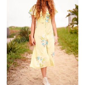 Urban Outfitters Size Medium Heartmelter Floral Midi Party Dress - Yellow Button